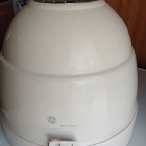 GE Salon Dryer in Cream